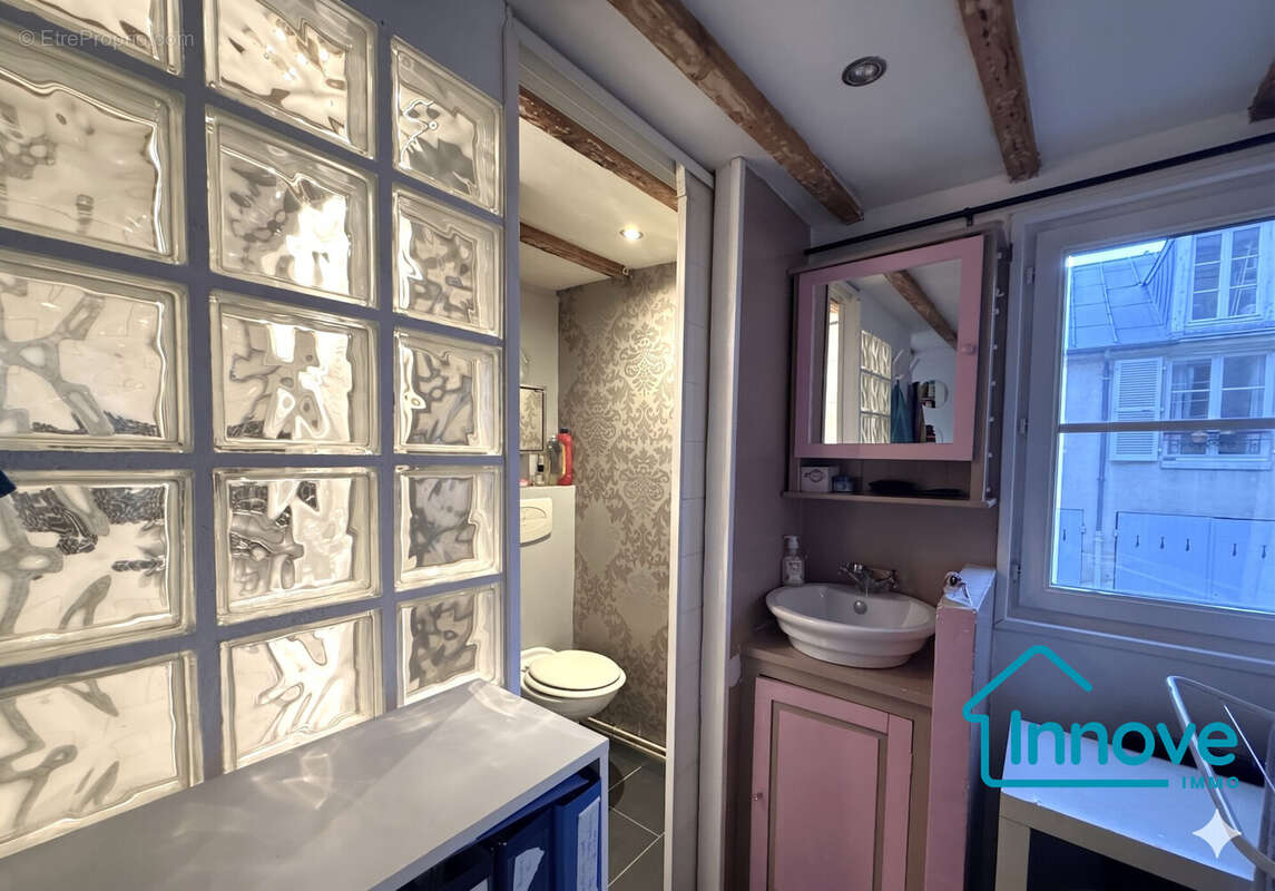 Appartement 23 m² à Versailles  - photo 6