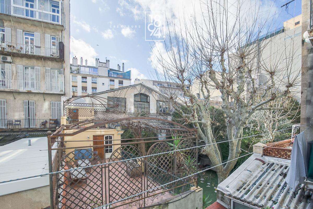 Appartement à MARSEILLE-6E