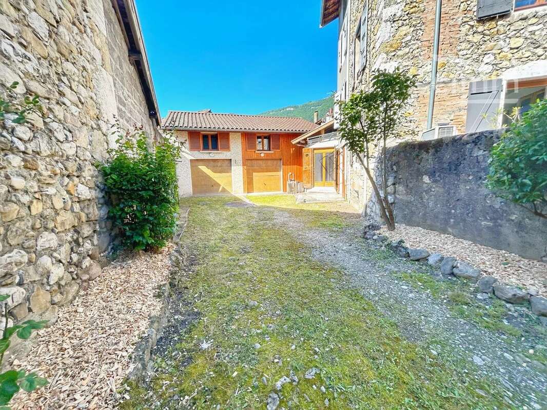Maison à LE TOUVET
