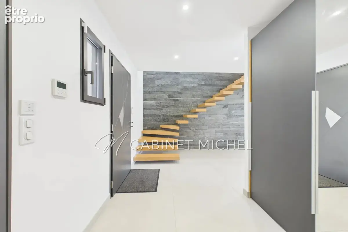 Maison 200 m² à Roquefort-Les-Pins  - photo 6