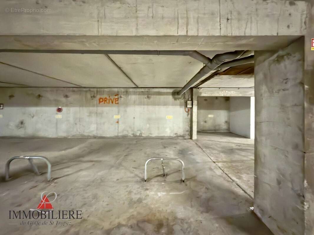 Appartement à COGOLIN