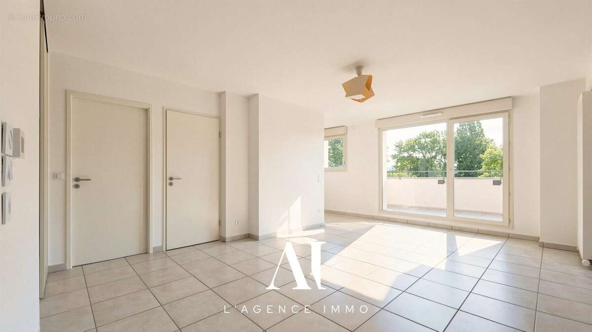 Appartement 52 m² à Segny  - photo 5