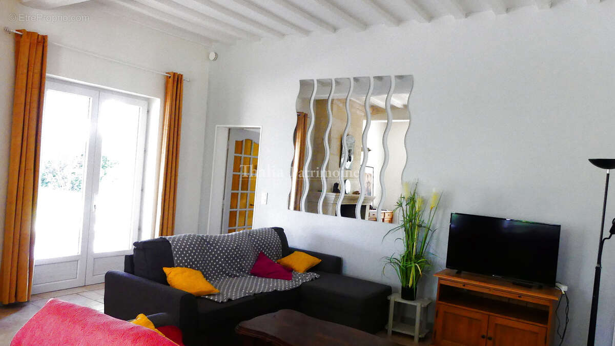 Propriete saint emilion. 380 m2 de surface habitable et 2800 m2 de terrain avec piscine - photo 28