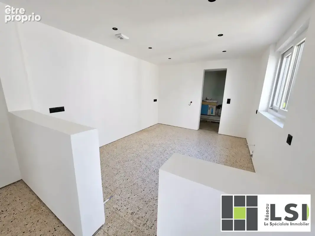 Maison 8 pièces 110 m² à vendre à Leval (59620) - photo 4