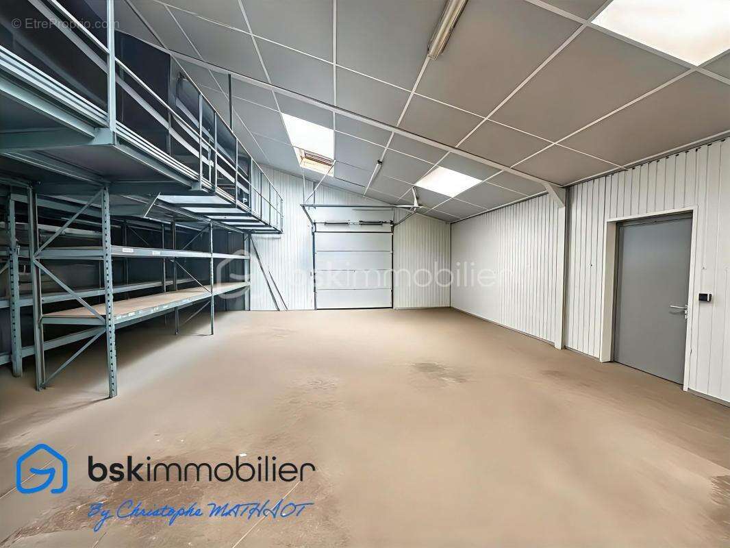 Bâtiment industriel de 1 700 m² sur terrain de 6 230 m² – Nombreuses possibilités d’exploitation ! - photo 19