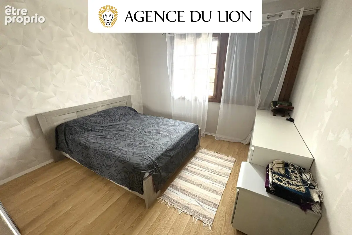 Maison 6 pièces 3 chambres sous sol total - photo 5