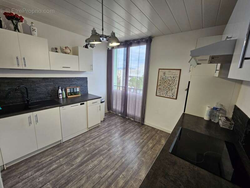 Appartement à MARSEILLE-10E