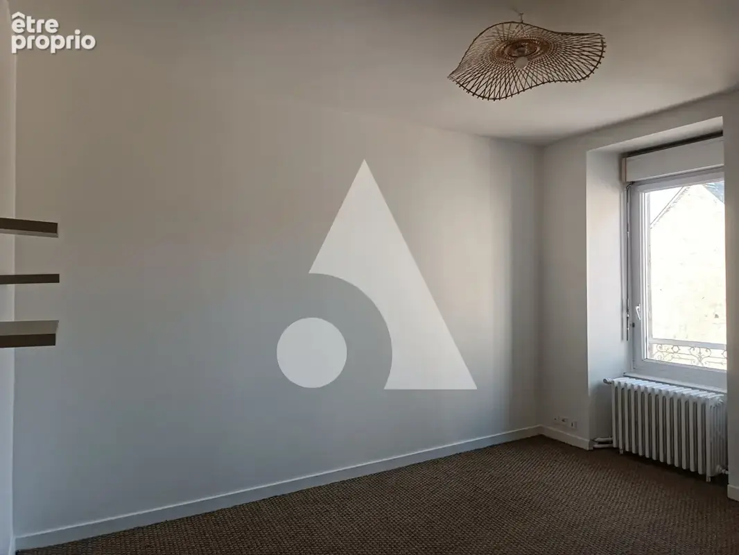 Maison de bourg en pierre avec jardin et dépendance - Plénée-Jugon 5 pièce(s) 120 m2 - photo 7