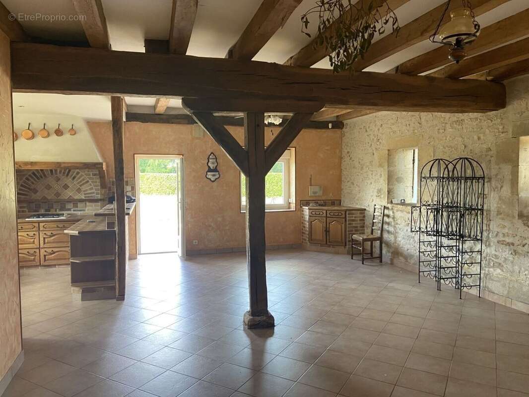 Maison à SAINT-ELOI