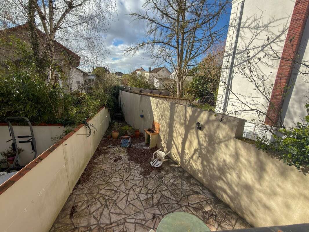 Maison à VILLEMOMBLE
