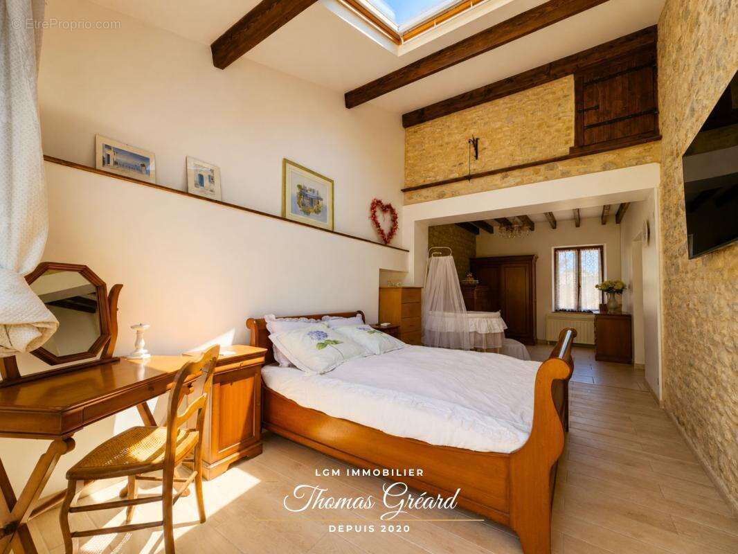 Maison en pierre avec 3 chambres, piscine et dépendances – 15 minutes de Châteaudun, 15 minutes de Patay et 22 minutes de la bas - photo 7