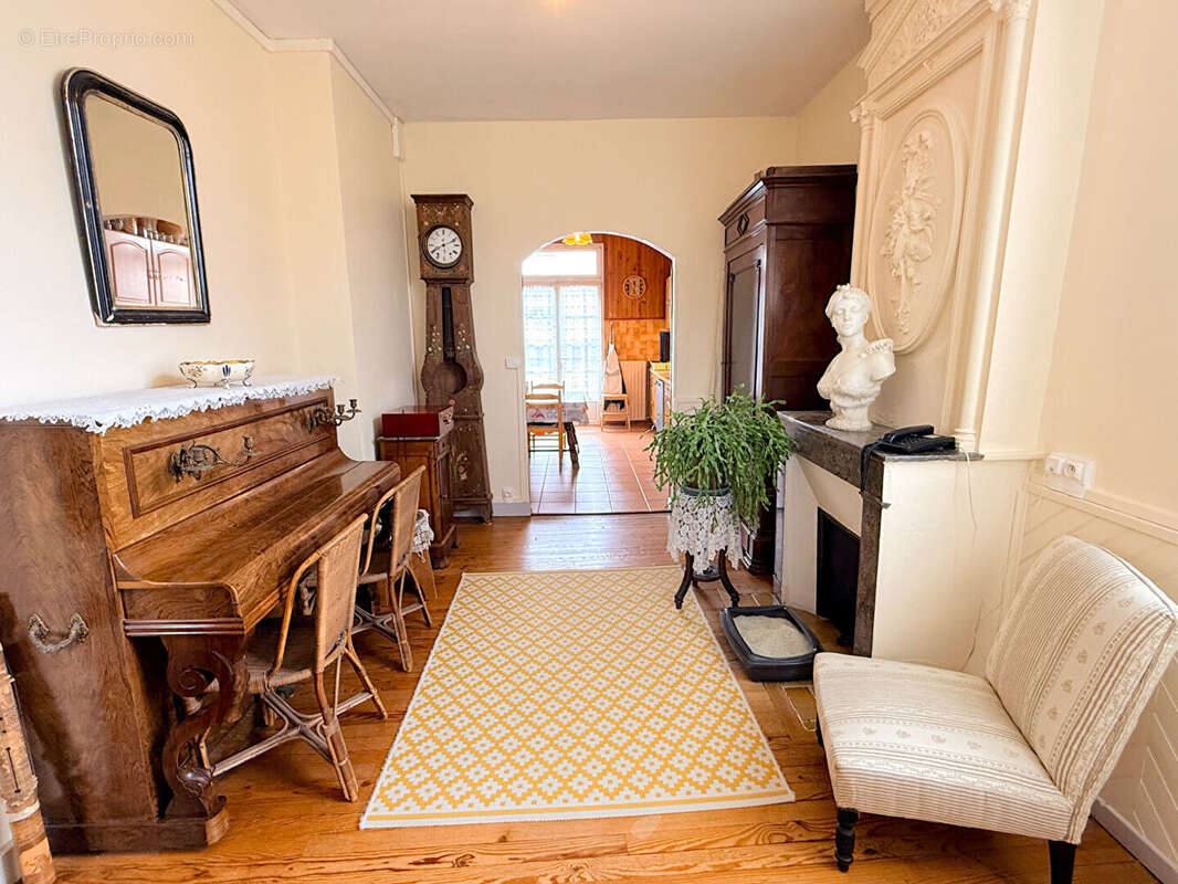 Maison à SAINT-LOUBES