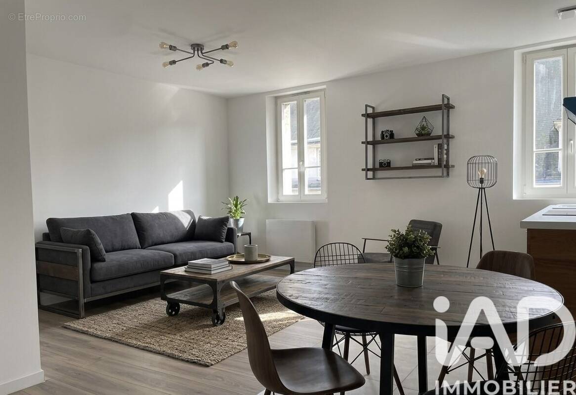 Photo 1 - Appartement à COMPIEGNE