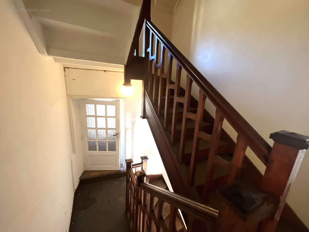 Appartement à EGLISENEUVE-D&#039;ENTRAIGUES