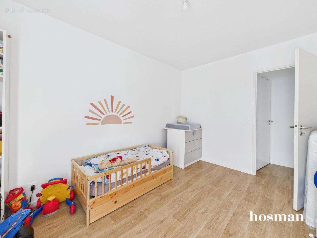 Bel appartement lumineux 3 pièces - Vue dégagée et parking - Allée René Cassagne, Lormont - photo 15