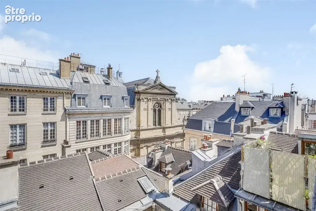 Deux pièces avec vue dégagée au coeur du Marais - photo 1