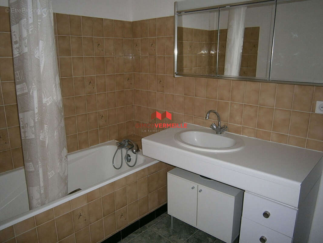 Appartement à SAINT-REMY-LES-CHEVREUSE