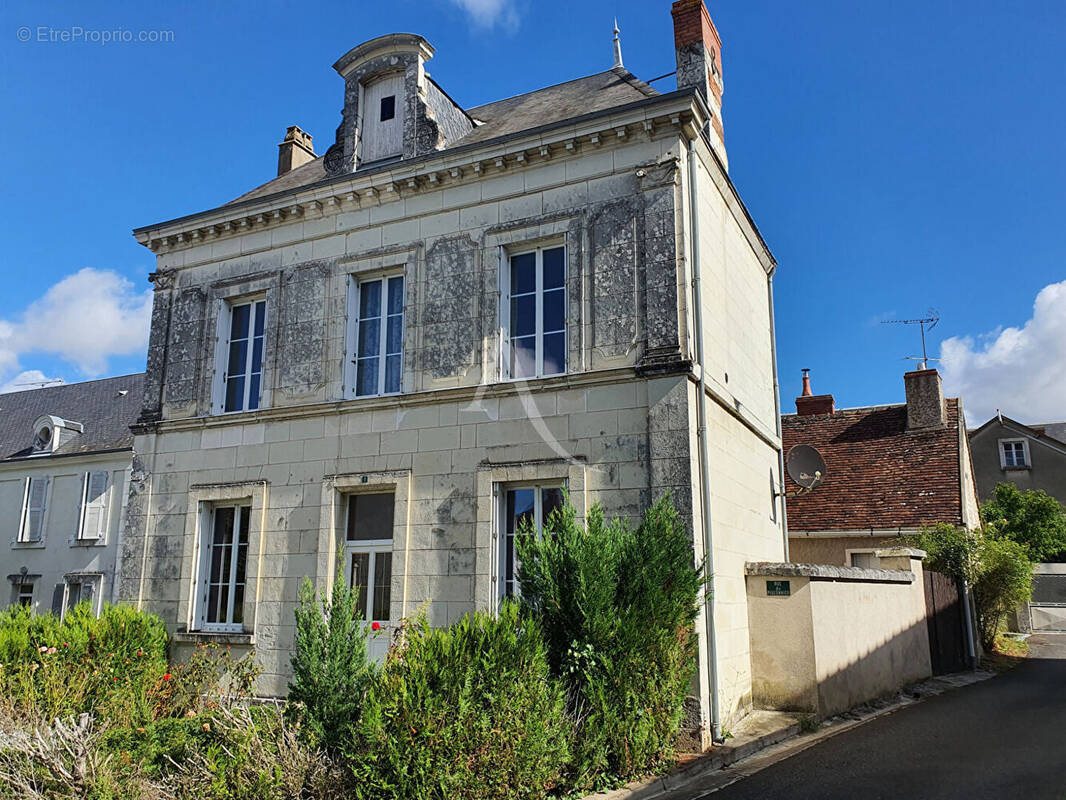 Maison à VILLENTROIS
