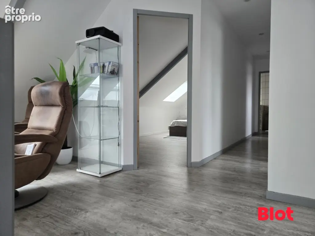 Maison 8 pièces 211 m² à vendre à Fougeres (35300) - photo 8