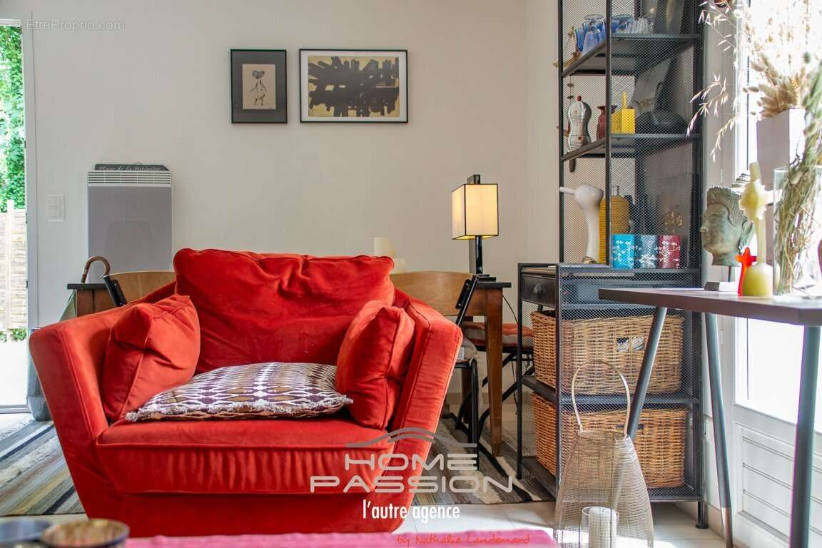 Maison à MESCHERS-SUR-GIRONDE