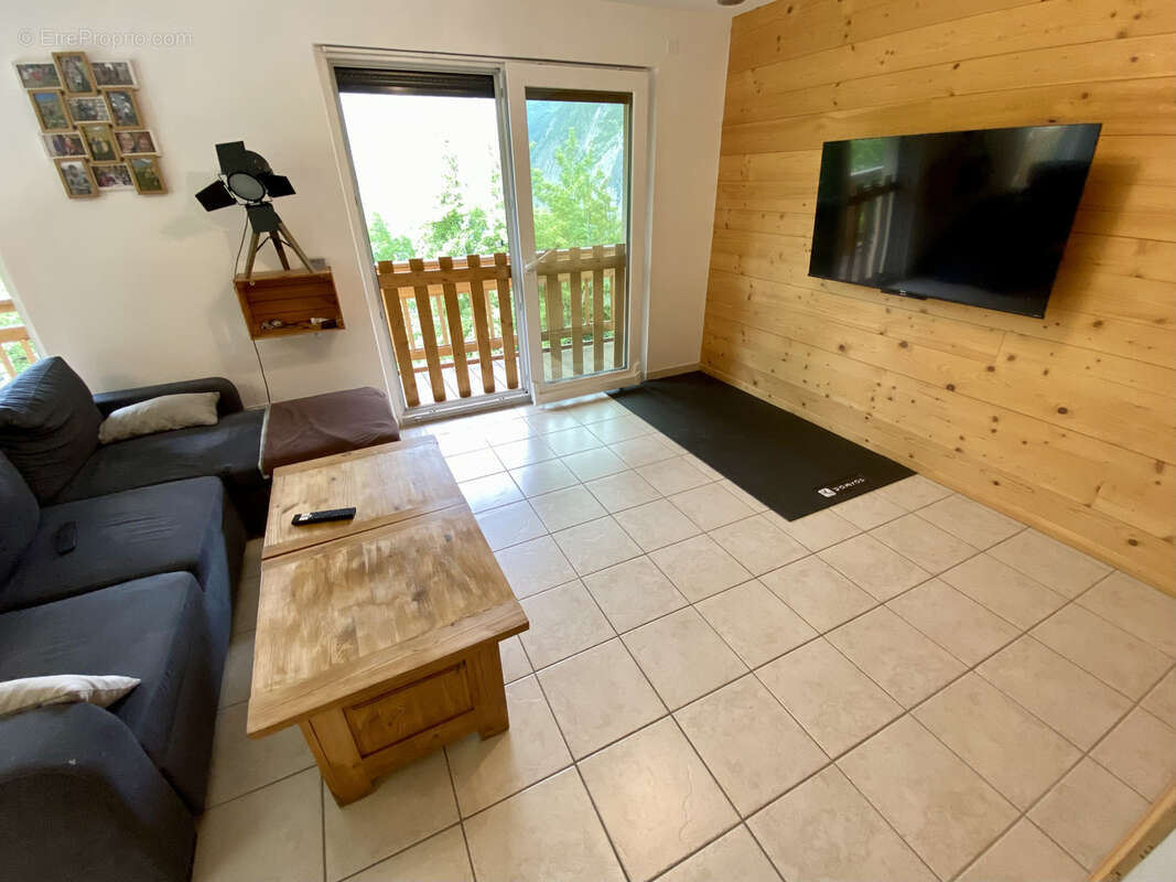 Maison à SAINT-MARTIN-DE-LA-PORTE