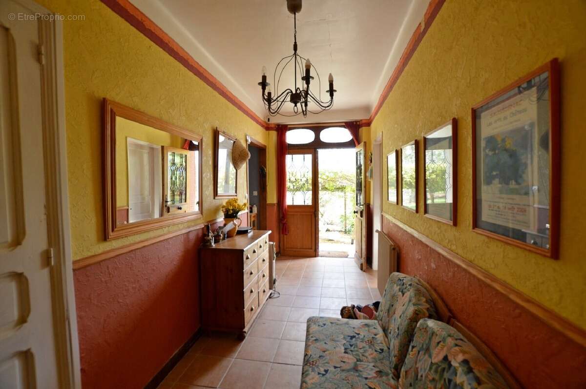 Maison à LOUBES-BERNAC