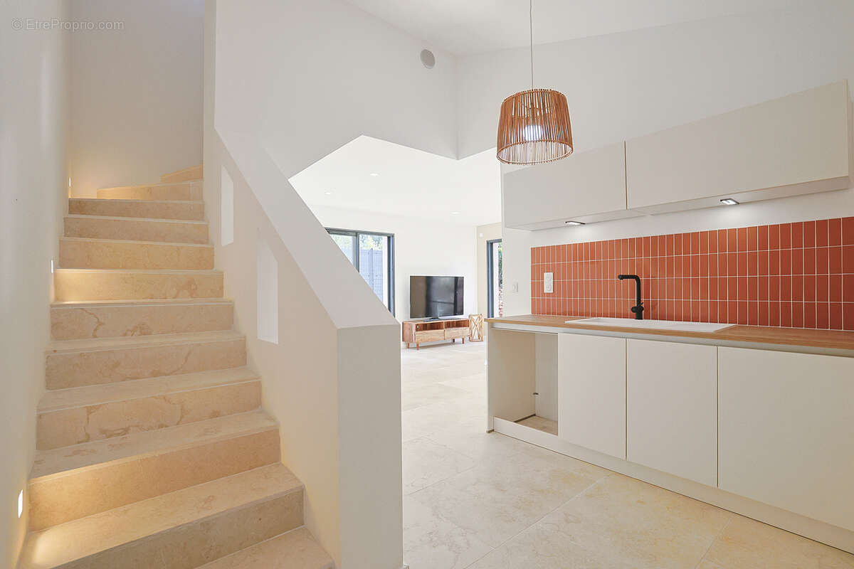 Maison à PUGET-VILLE