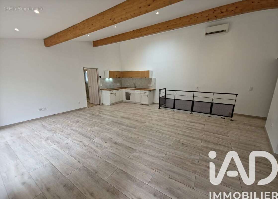 Photo 2 - Maison à GENERAC