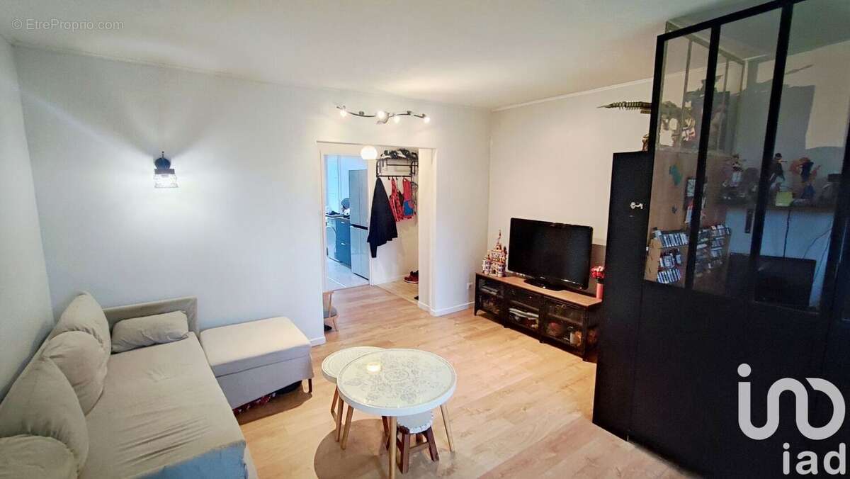 Appartement 65 m² à Ecouen  - photo 2