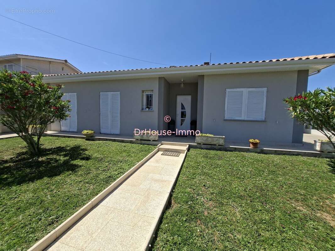 Maison à SAINTE-EULALIE