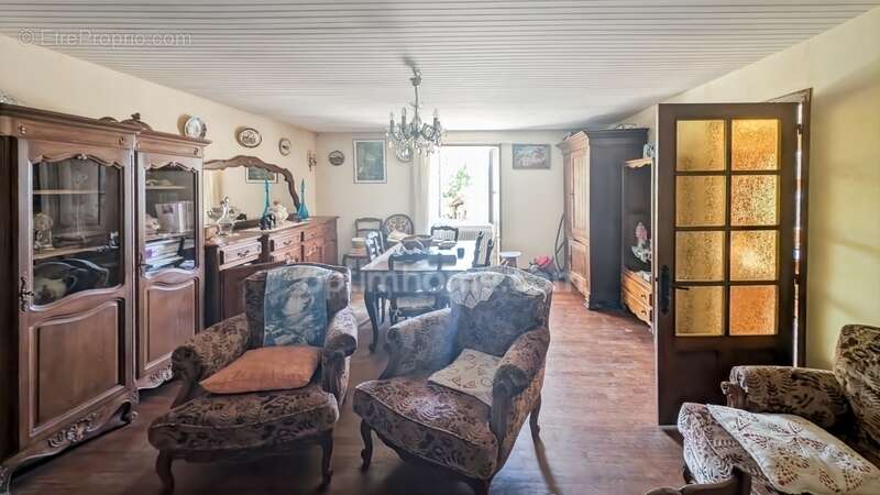 Maison à SAVIGNAC-LEDRIER