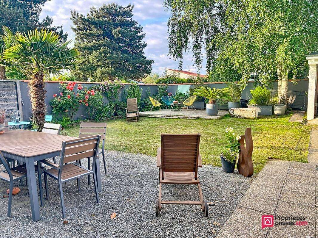 Maison à SAINT-XANDRE