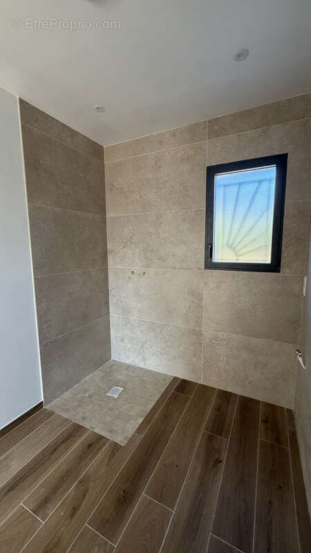 Maison à NANS-LES-PINS