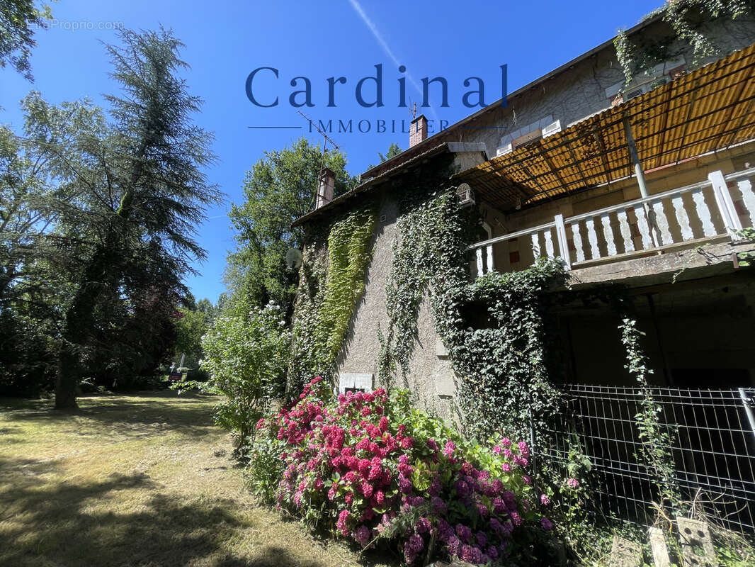 Maison à COURSAC