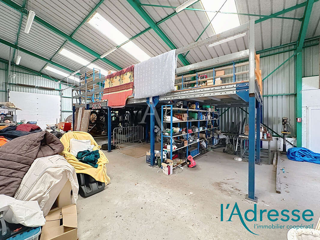 Commerce à SAINT-LOUP-DU-GAST