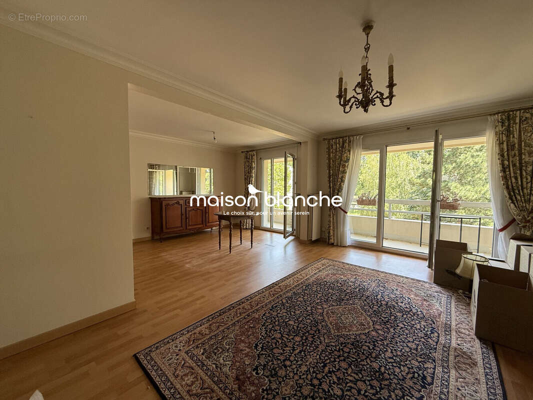 Appartement 90 m² à Angers  - photo 2