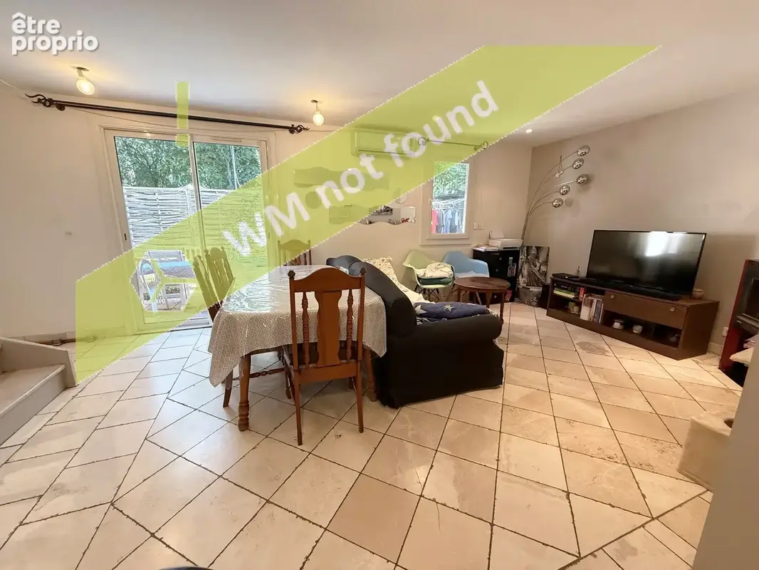 Vente maison type Mazet 3/4 pièces Sainte-Maxime avec Jardin et garage, résidence avec piscine - photo 4