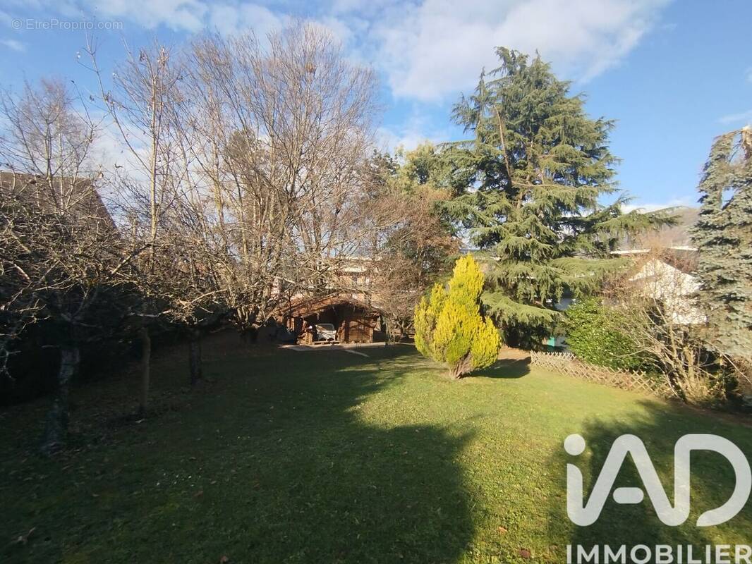 Photo 1 - Terrain à CHALLES-LES-EAUX