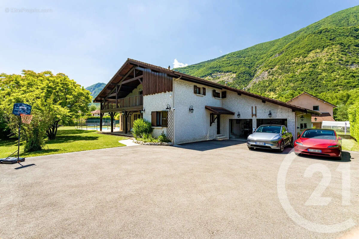 Maison à VIF