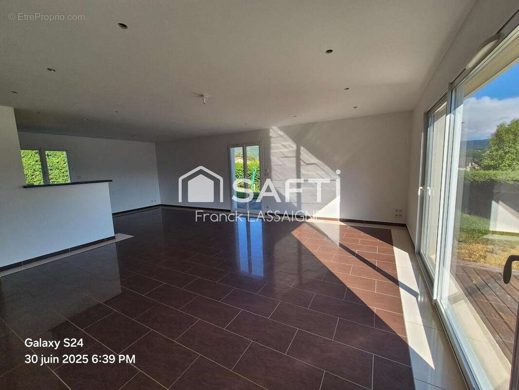 Photo 3 - Maison à AMBERT