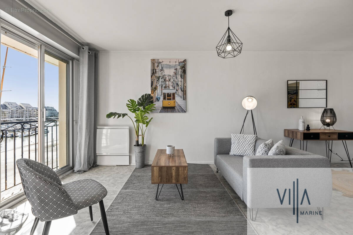 Appartement à LE POULIGUEN
