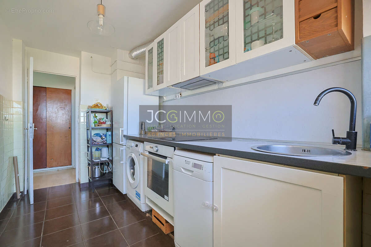Appartement à HYERES