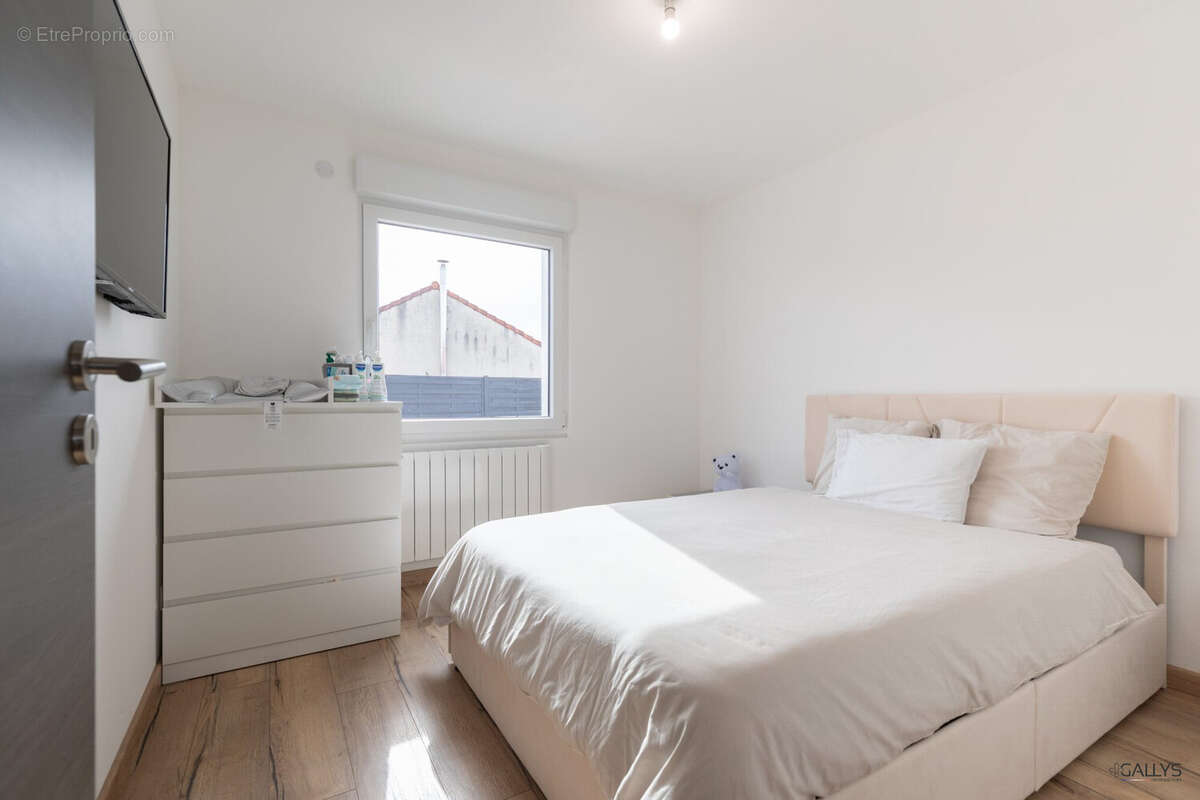 Maison à SAINTE-MARIE-AUX-CHENES