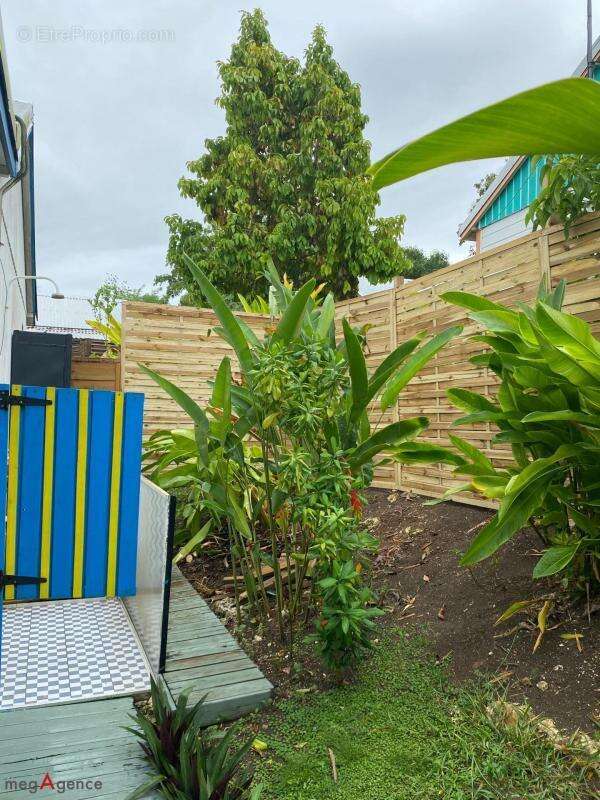 Maison à SAINTE-ANNE