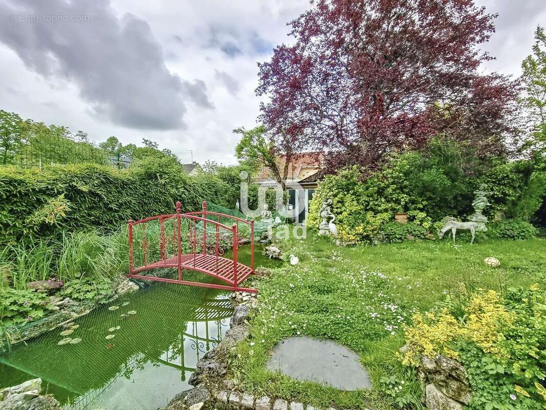 Maison à LE BLANC-MESNIL