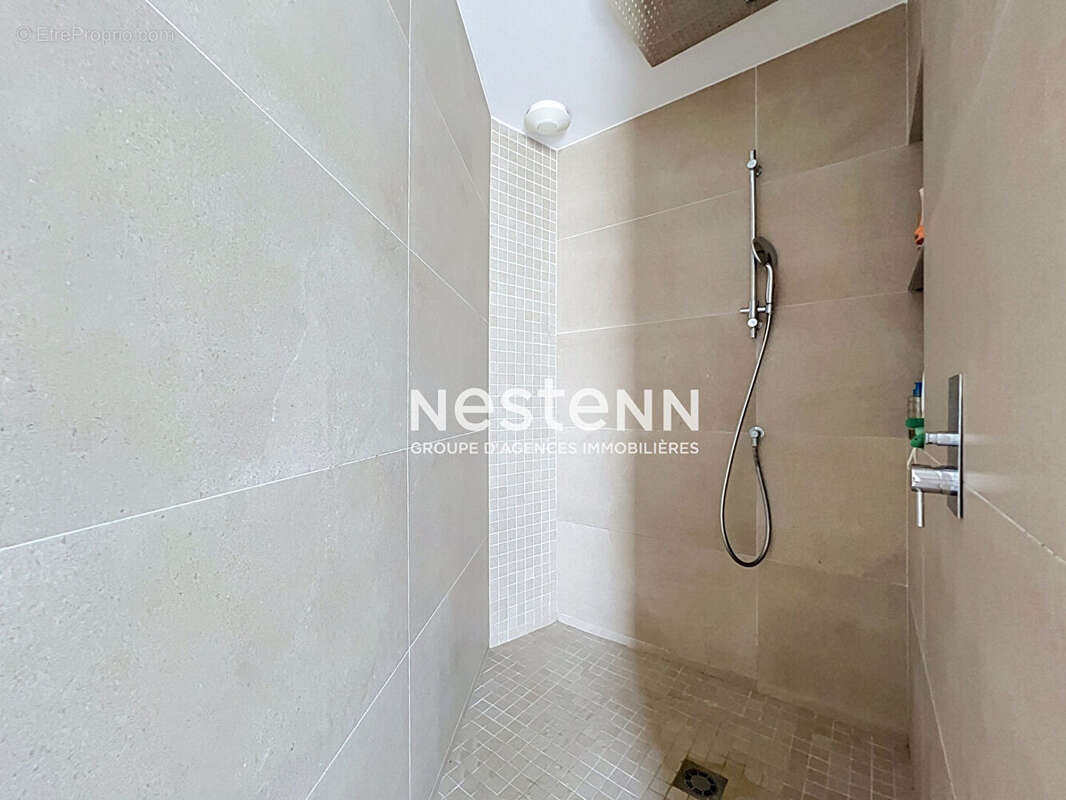 Toit terrasse 75m² en duplex - 5p - 109m² - garage - faible charge - dernier étage - photo 15