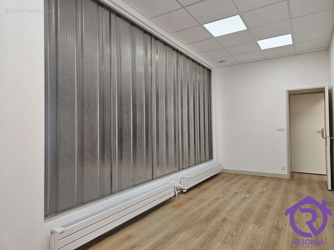 Commerce à PARIS-15E