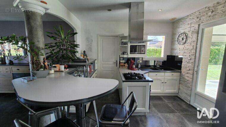 Photo 6 - Maison à SAINT-YAN