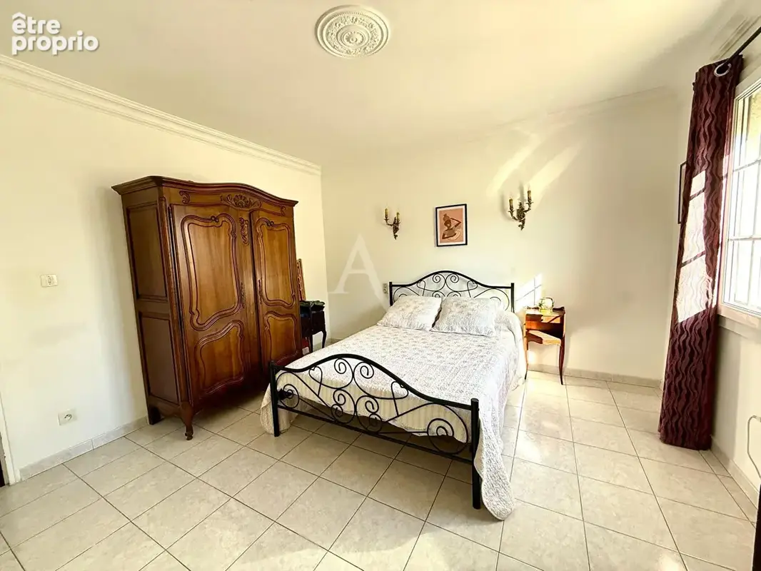 MEZE maison 6 pièces avec dépendance - photo 8