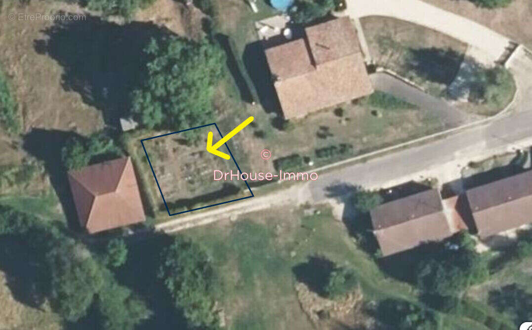 Terrain à CLERMONT-EN-ARGONNE